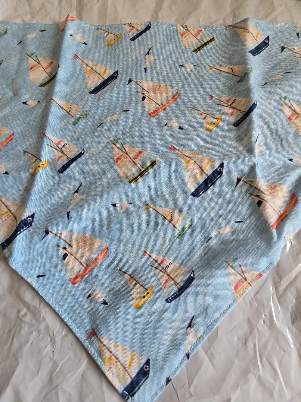 Dog  Sailboat Print Light Blue Bandana Bib - Unbranded New Medium 25-40 Lbs Hand
